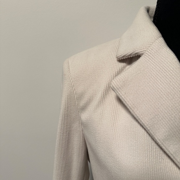 *HOUSE OF HARLOW 1960* Ivory Long Sleeve Cropped Blazer Size XS - Picture 3 of 7